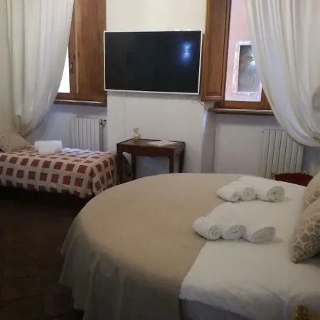 Ac Pantheon Apartment